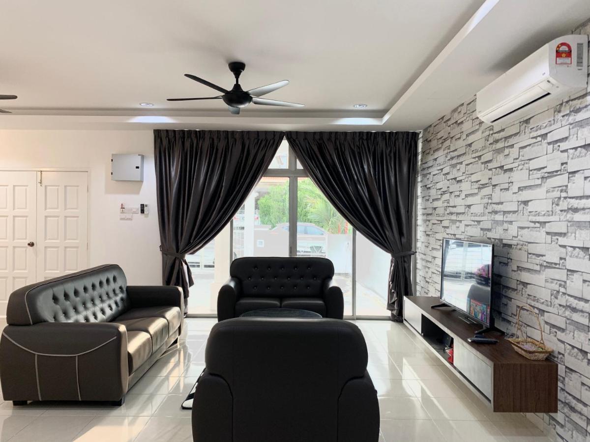 Langkawi Cozy Holiday Home At Bukit Indah By Zervin Kuah Zewnętrze zdjęcie